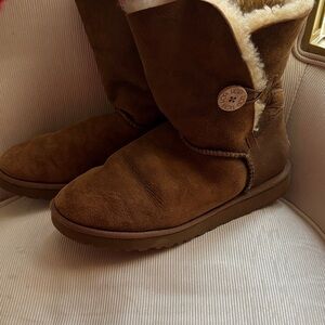 UGG Brown Shearling-Lined Winter Boots